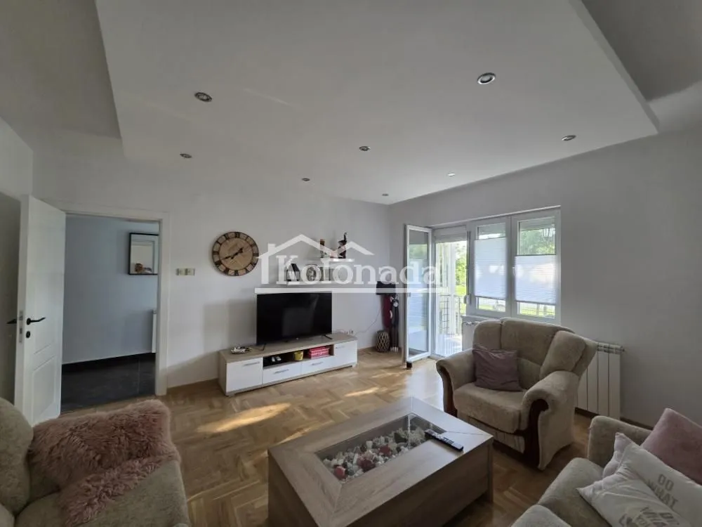 Sale, house, 260m², Sopot, Beograd