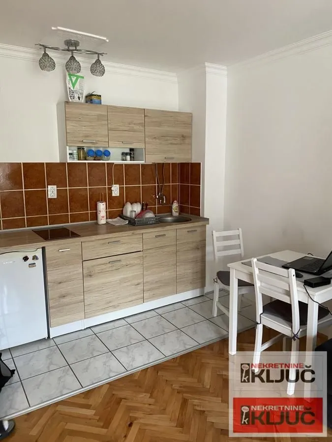 Rent, studio apartment, 28m², Socijalno, Novi Sad Sve Podlokacije