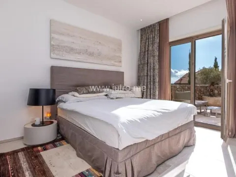 Prodaja, stan, 152m², Tivat, Crna Gora - image 11