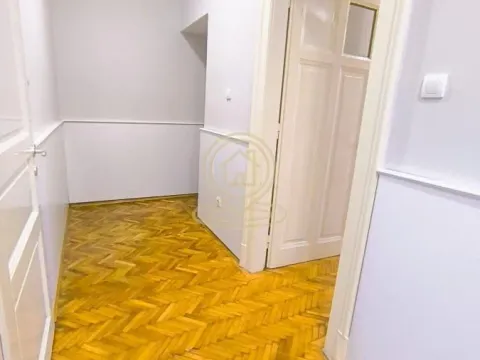 Izdavanje, trosoban stan, 100m², Centar, Novi Sad - image 6