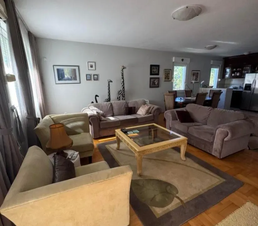 Rent, three bedroom apartment, 115m², Gorica C, Podgorica