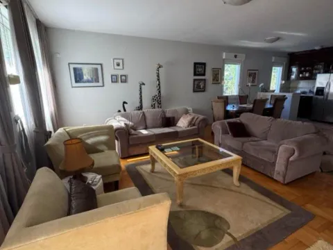 Izdavanje, trosoban stan, 115m², Gorica C, Podgorica