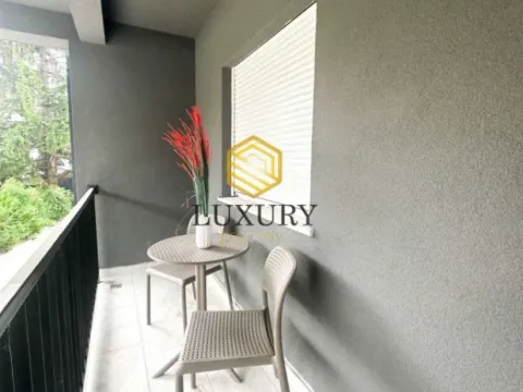 Prodaja, jednosoban stan, 54m², Centar, Kolašin - image 11