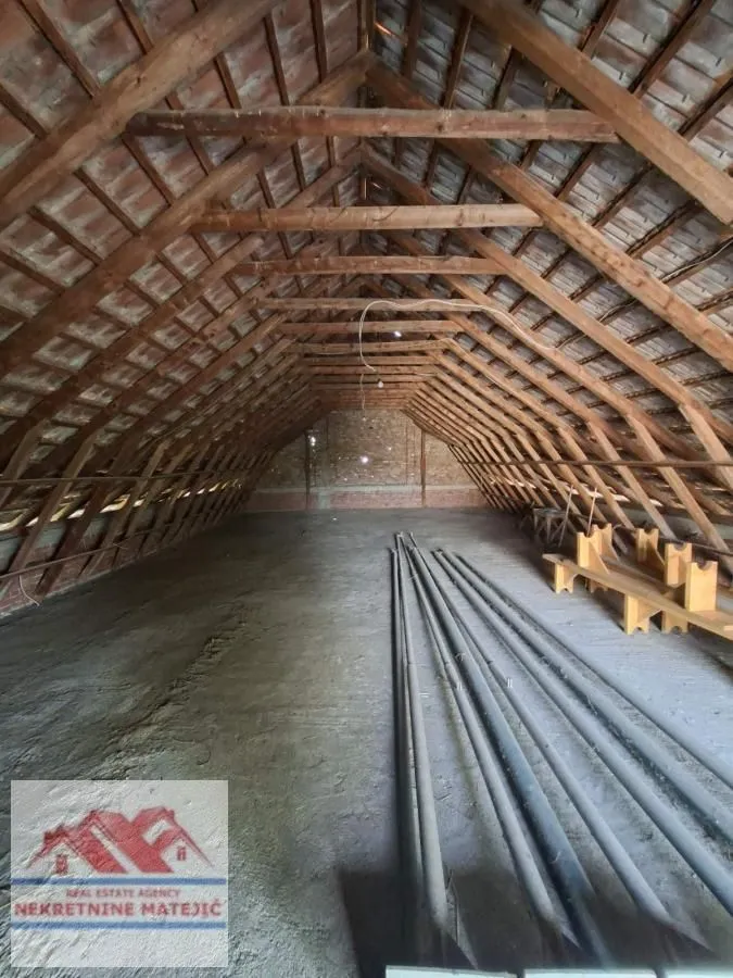 Rent, office space, 300m², Korićani, Kragujevac
