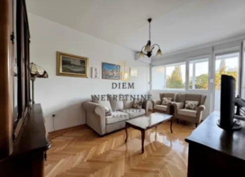 Izdavanje, dvosoban stan, 65m², Podgorica, Crna Gora