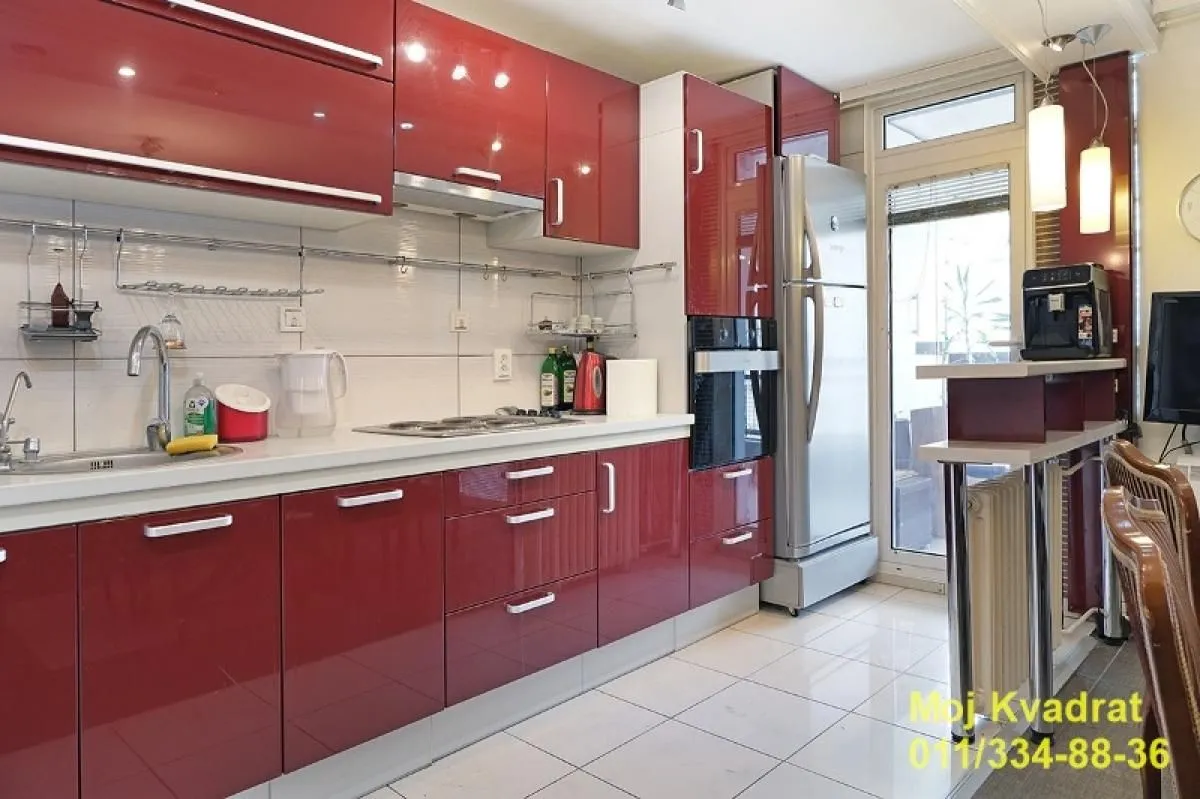 Prodaja, četvorosoban stan, 99m², Denkova Basta, Zvezdara Sve Podlokacije