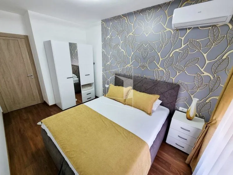 Izdavanje, dvosoban stan, 69m², Master Kvart, Podgorica