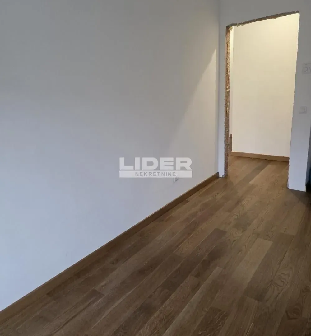 Prodaja, dvosoban stan, 85m², Vračar Sve Podlokacije, Beograd