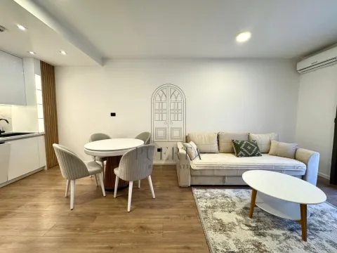 Rent, one bedroom apartment, 54m², City Kvart, Podgorica - image 1
