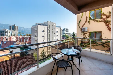 Stan-na-dan, dvosoban stan, 51m², Budva, Crna Gora - image 4