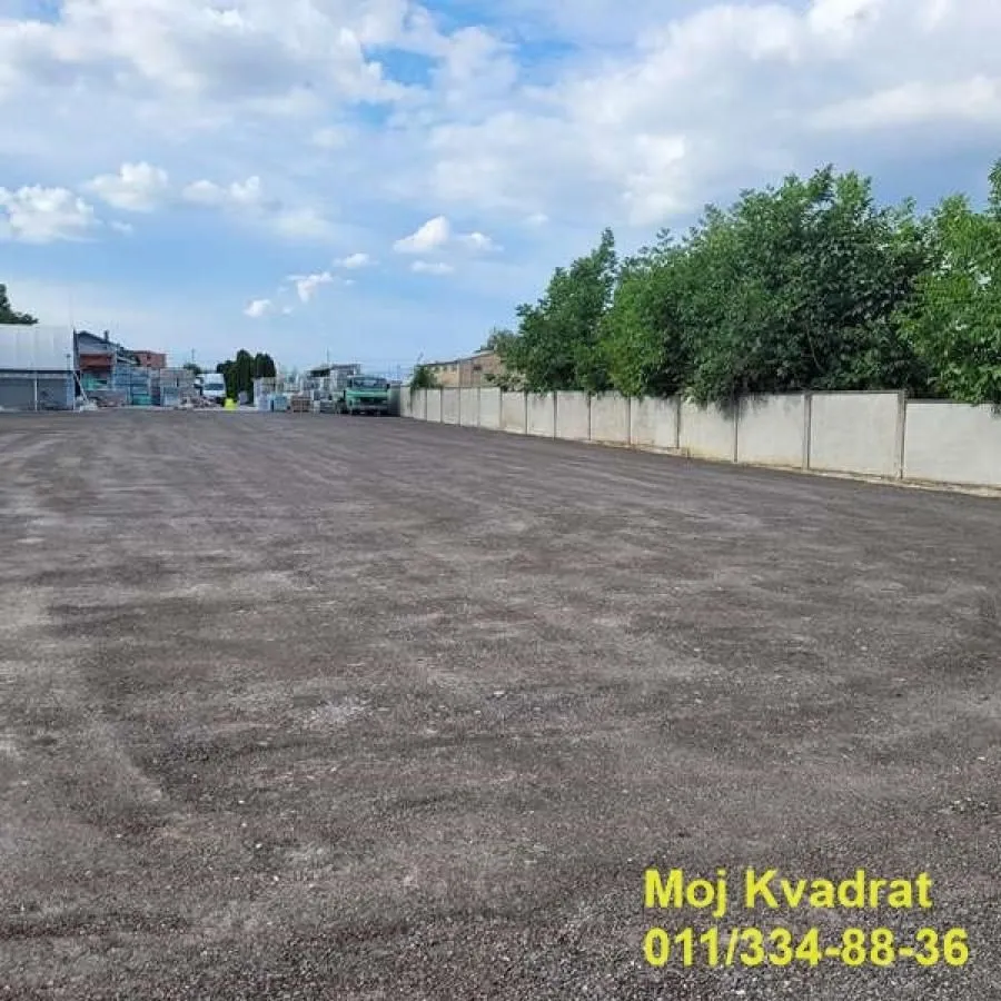 Izdavanje, plac, 2000m², Surčin, Beograd