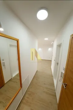 Rent, office space, 34m², Podbara, Novi Sad Sve Podlokacije - image 8