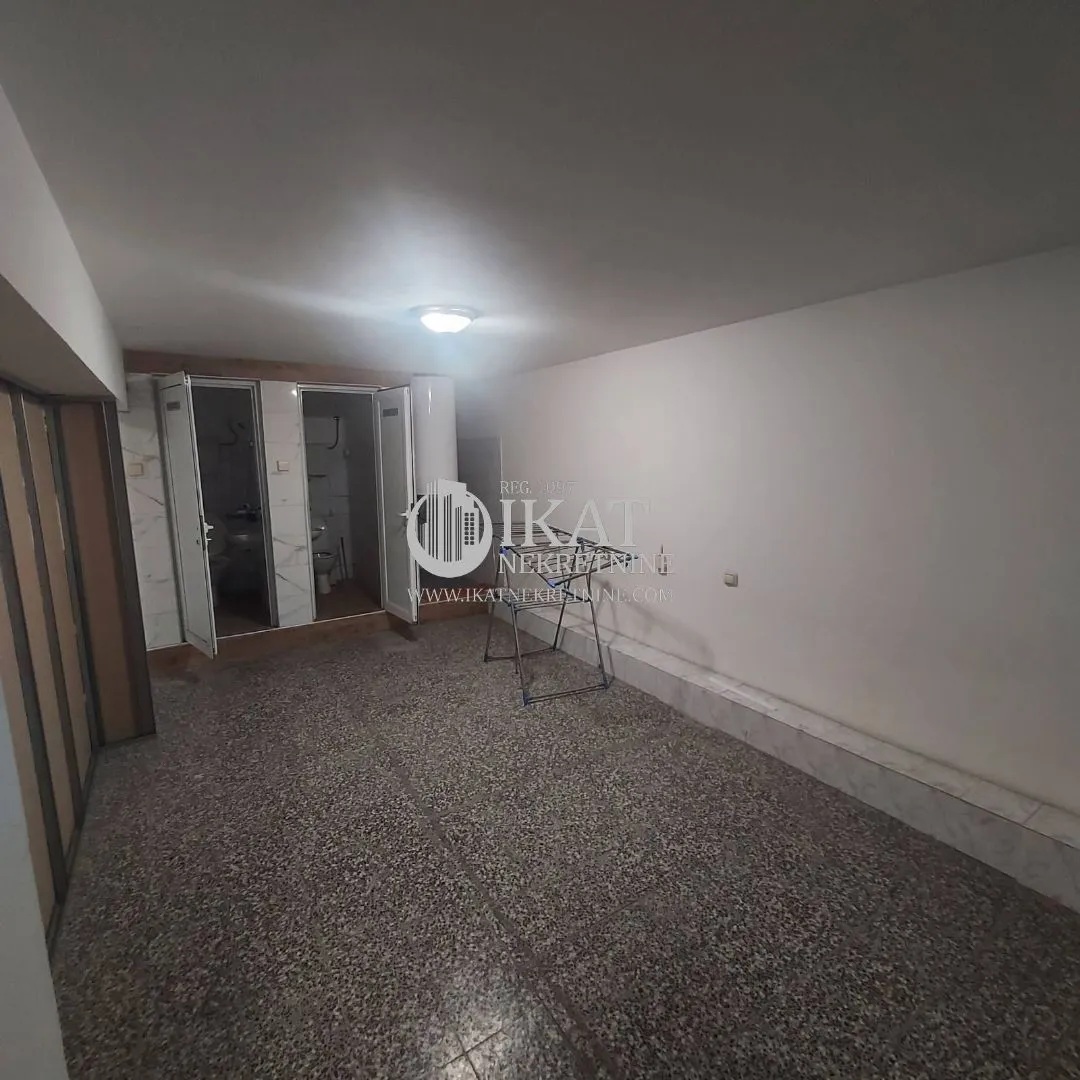 Prodaja, kuća, 596m², Gradska Bolnica, Zvezdara Sve Podlokacije