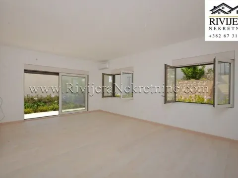 Sale, two bedroom apartment, 105m², Igalo, Herceg Novi - image 11