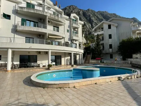 Sale, office space, 190m², Risan, Kotor - image 7