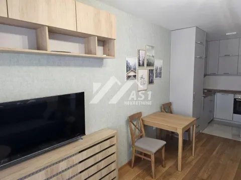 Izdavanje, stan, 30m², Bulevar Oslobodjenja, Novi Sad Sve Podlokacije - image 5