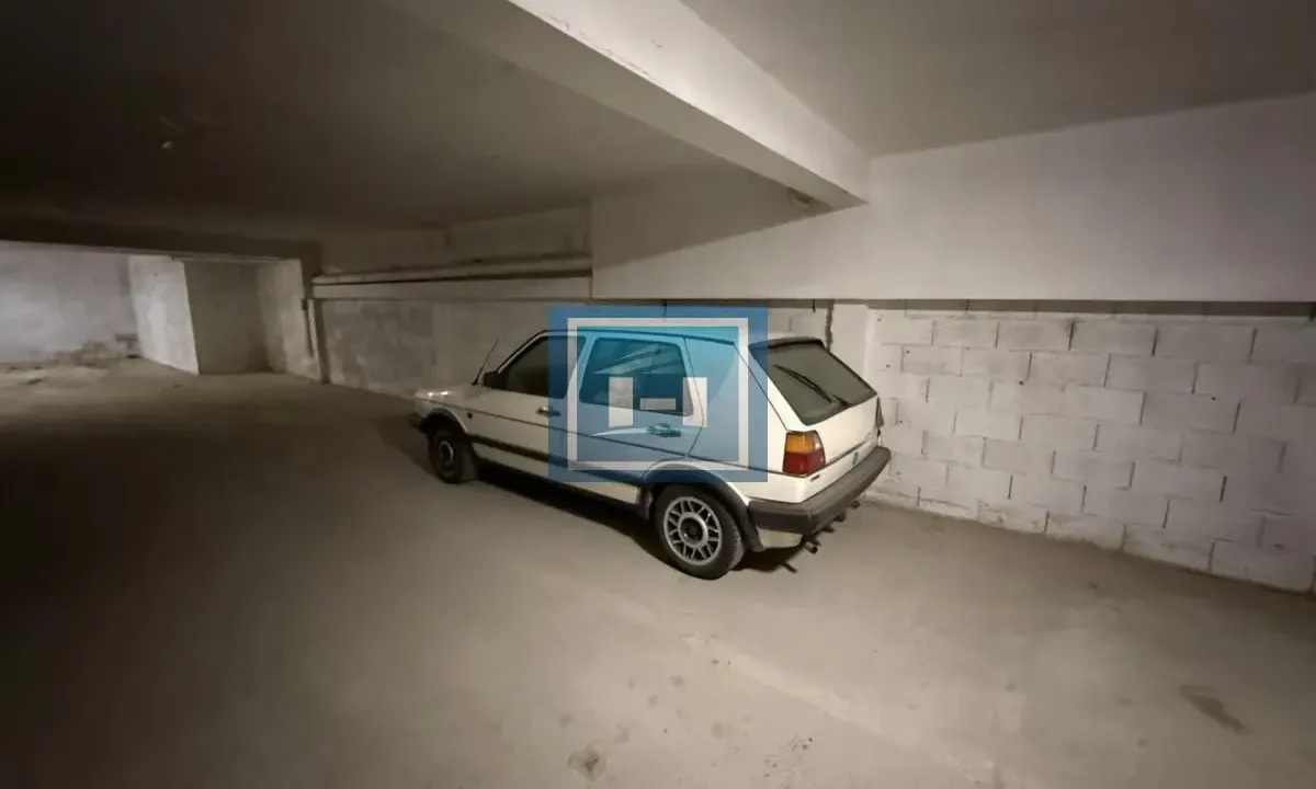 Izdavanje, parking/garaža, 11m², Centar, Jagodina