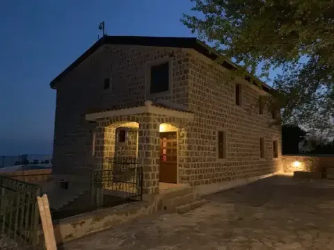 Prodaja, kuća, 466m², Petrovac, Budva - image 11