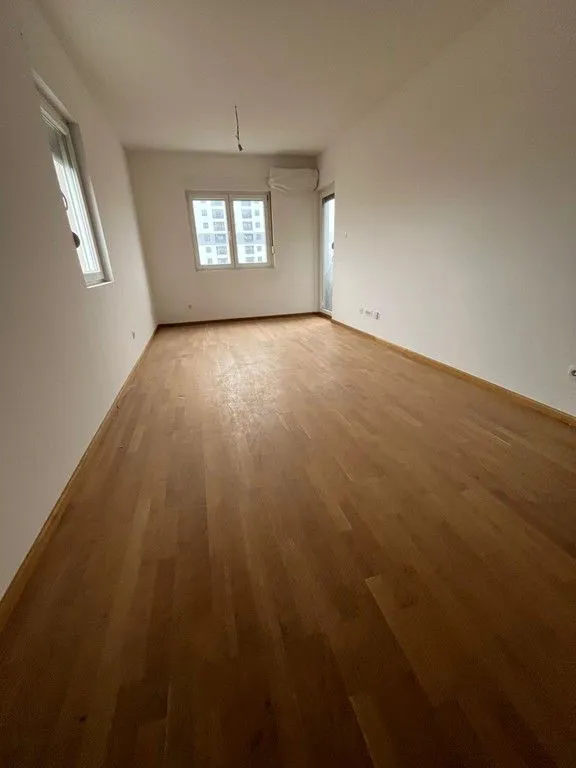Prodaja, jednosoban stan, 45m², Ljubović, Podgorica