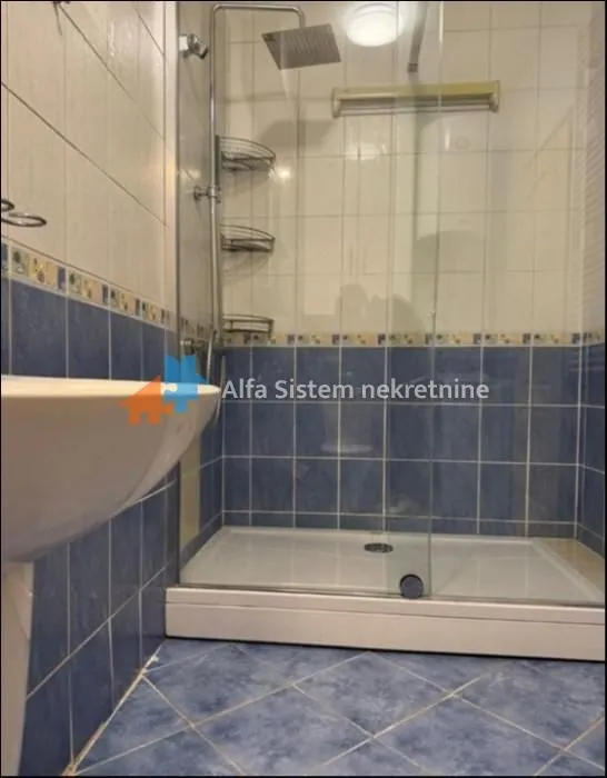 Izdavanje, trosoban stan, 90m², Crveni Krst, Beograd