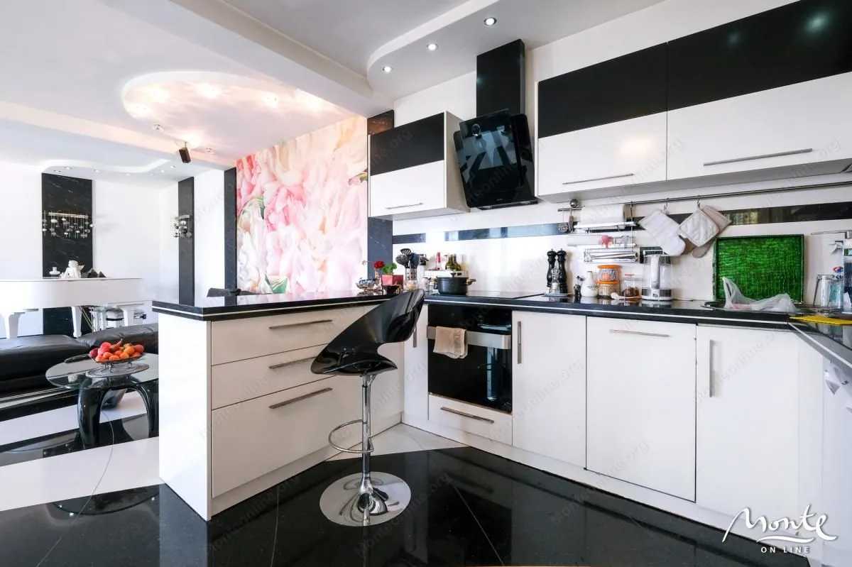 Sale, house, 430m², Bečići, Budva