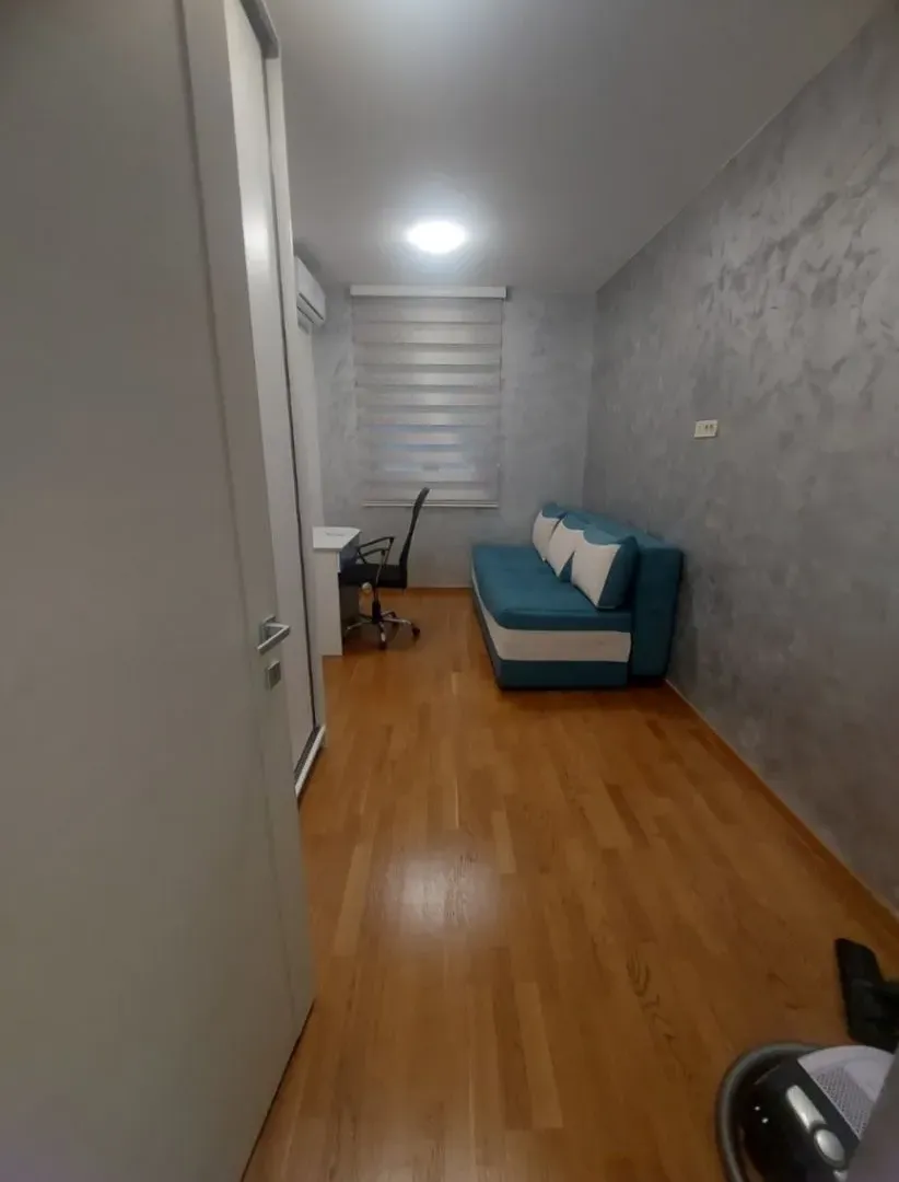 Izdavanje, dvosoban stan, 70m², Zabjelo, Podgorica