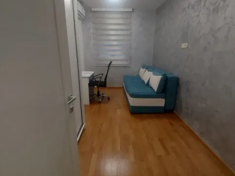 Izdavanje, dvosoban stan, 70m², Zabjelo, Podgorica - image 12