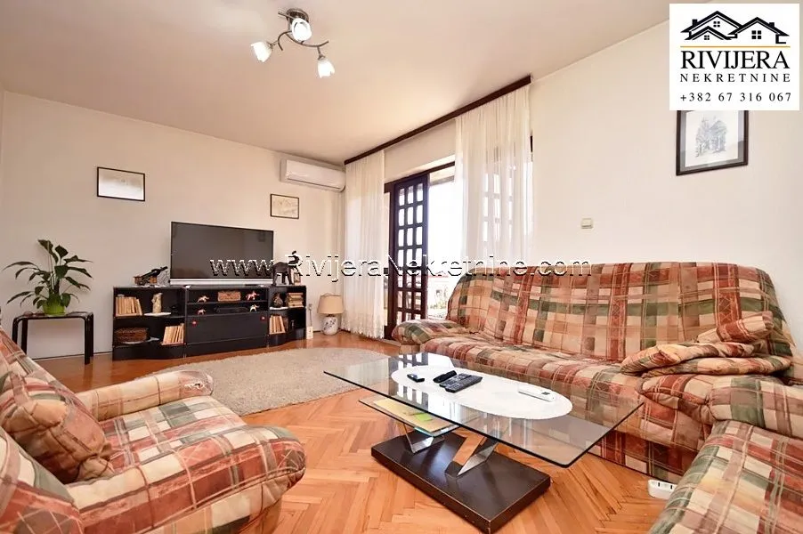 Prodaja, kuća, 280m², Igalo, Herceg Novi