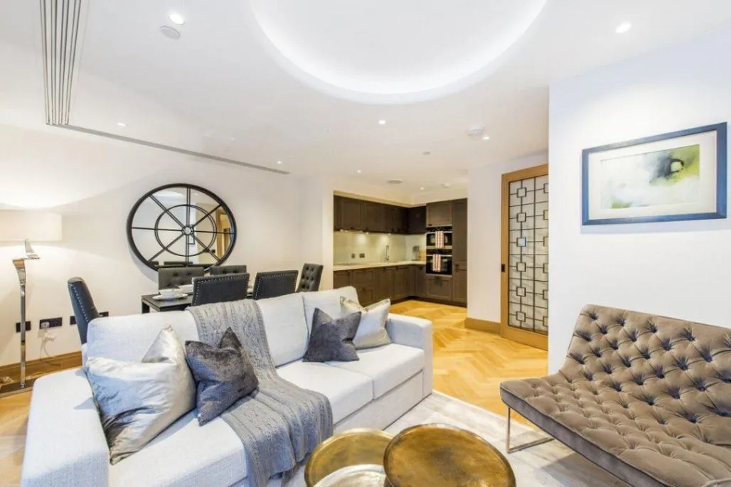 Izdavanje, dvosoban stan, 89m², Donja Lastva, Tivat