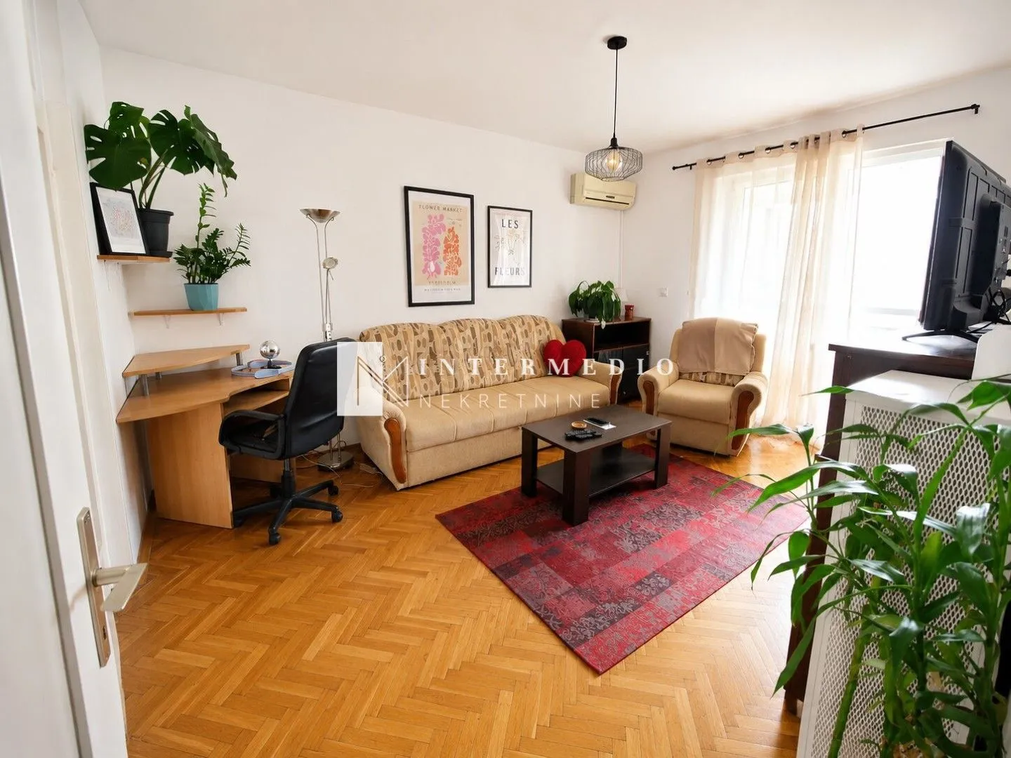 Izdavanje, dvosoban stan, 74m², Topla, Herceg Novi