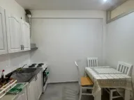 Izdavanje, jednosoban stan, 50m², Lazi, Budva - image 5