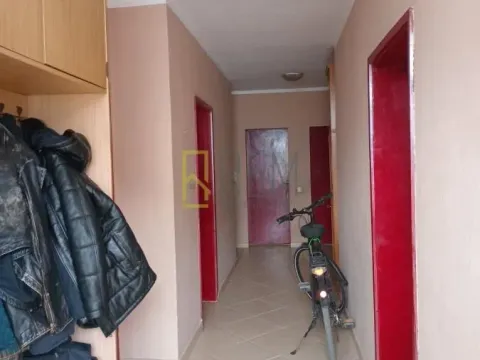 Sale, three bedroom apartment, 90m², Zagorič, Podgorica - image 13