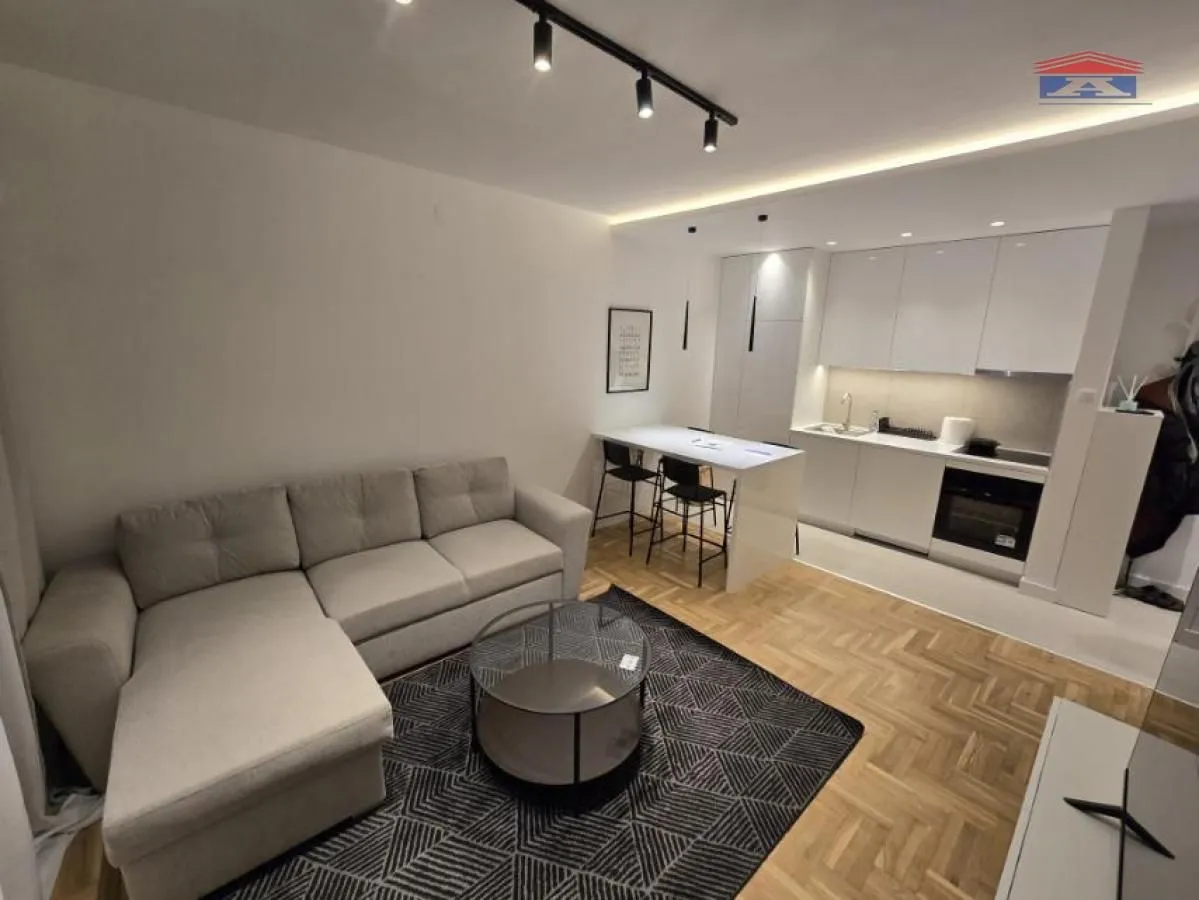 Rent, one bedroom apartment, 40m², Grbavica, Novi Sad Sve Podlokacije