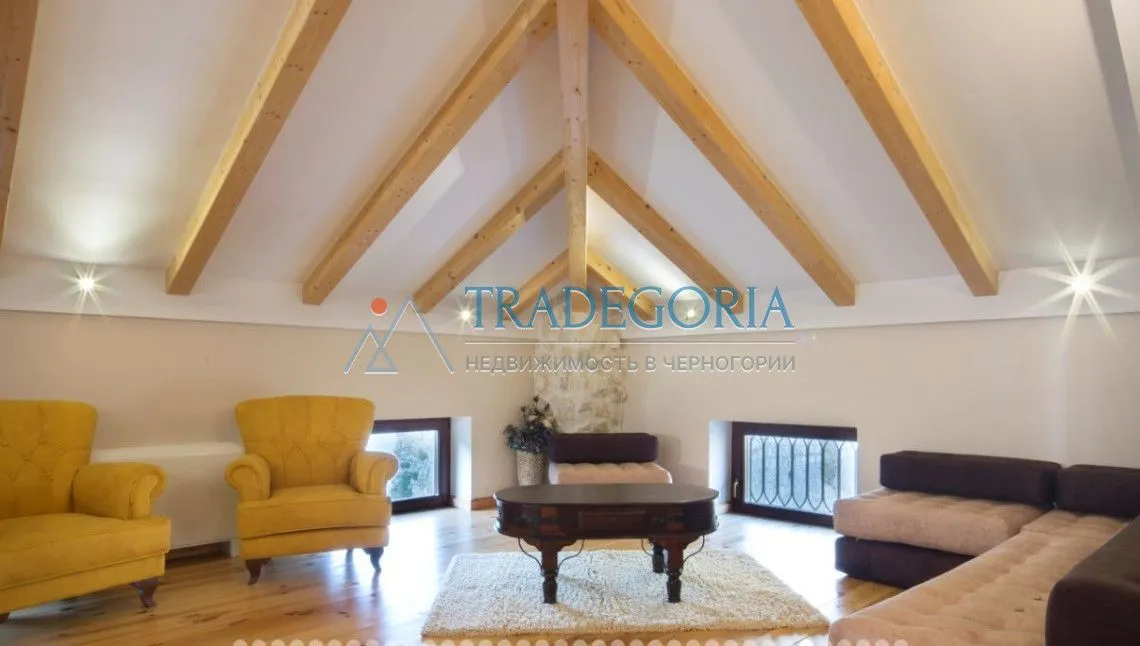 Prodaja, kuća, 497m², Prčanj, Kotor