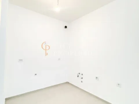 Izdavanje, stan, 46m², Stari Aerodrom, Podgorica - image 3