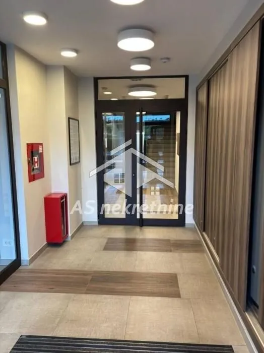 Izdavanje, jednosoban stan, 42m², Novi Beograd Blok 65, Novi Beograd Sve Podlokacije