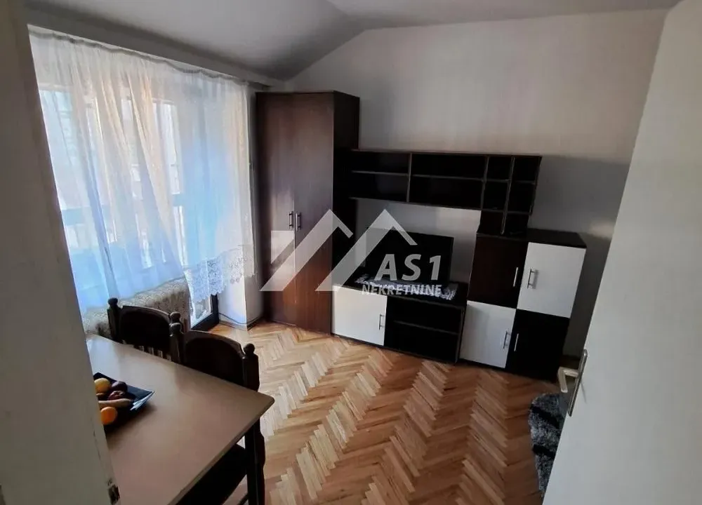 Izdavanje, jednosoban stan, 26m², Grbavica, Novi Sad Sve Podlokacije
