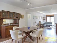 Izdavanje, četvorosoban stan, 132m², Vračar Sve Podlokacije, Beograd - image 9