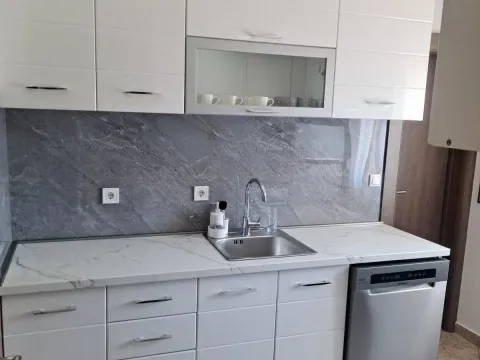 Rent, three bedroom apartment, 130m², Stari Aerodrom, Podgorica - image 5