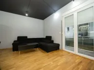 Izdavanje, jednosoban stan, 63m², Momišići, Podgorica - image 10