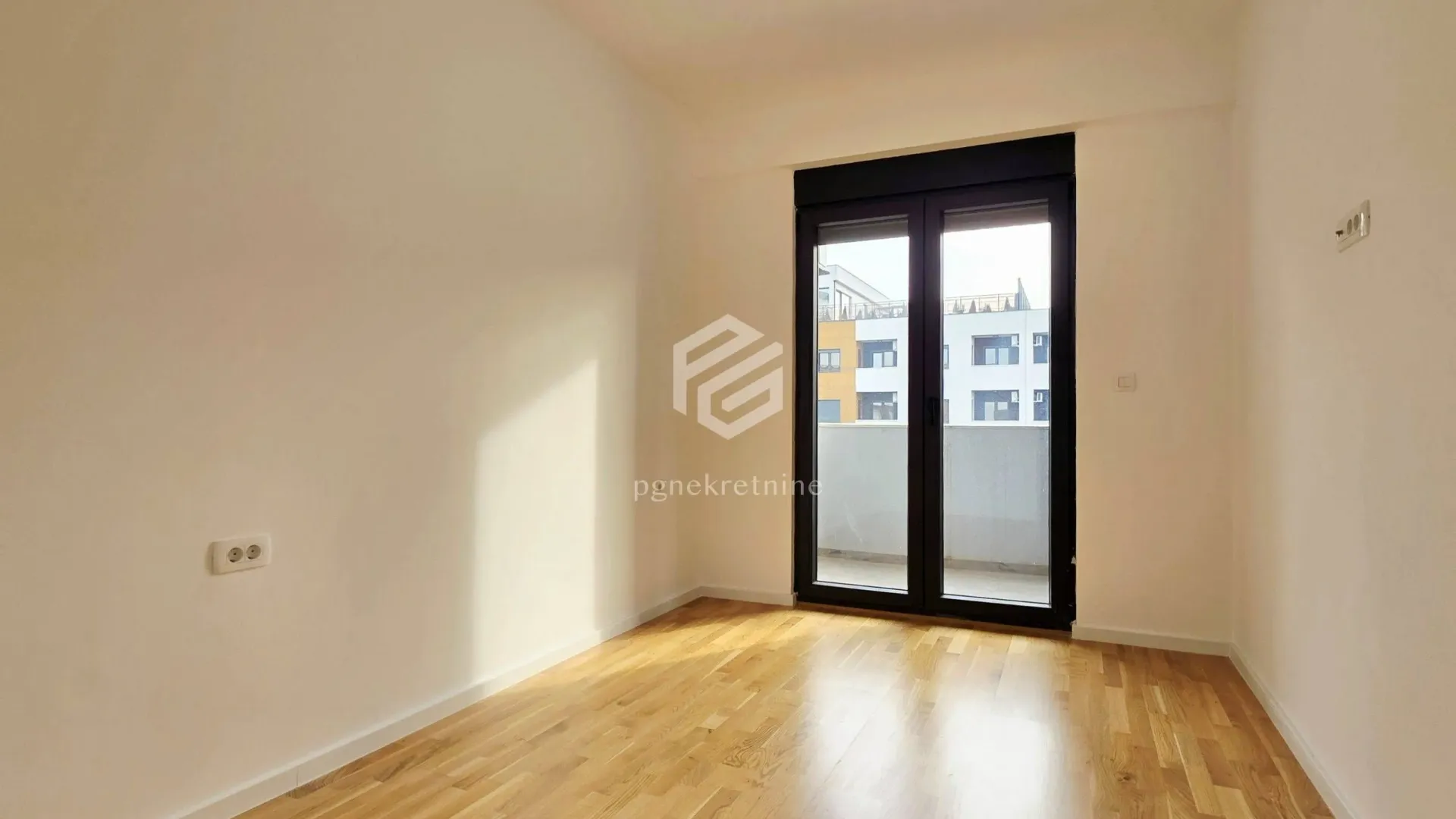 Prodaja, jednosoban stan, 43m², Stari Aerodrom, Podgorica