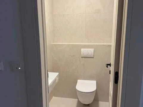 Izdavanje, trosoban stan, 115m², Preko Morače, Podgorica - image 12