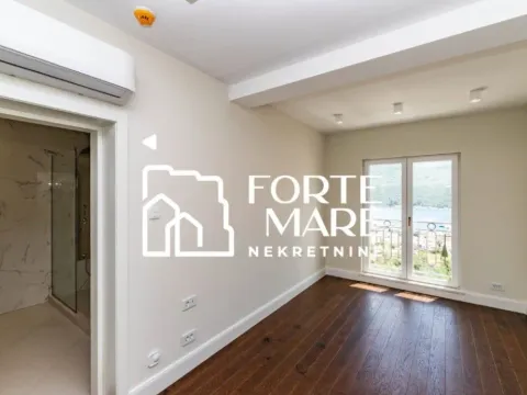 Prodaja, dvosoban stan, 133m², Đenovići, Herceg Novi - image 3
