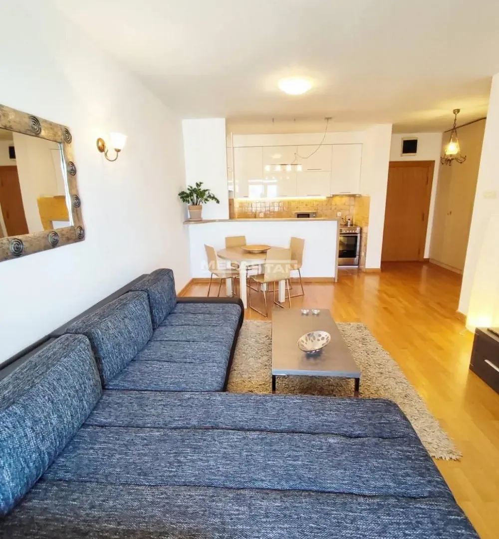 Izdavanje, dvosoban stan, 73m², Palilulska Pijaca, Palilula Sve Podlokacije