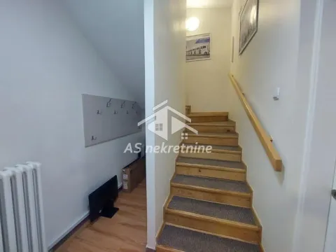 Izdavanje, kuća, 220m², Bezanijska Kosa 1, Bežanijska Kosa Sve Podlokacije - image 12