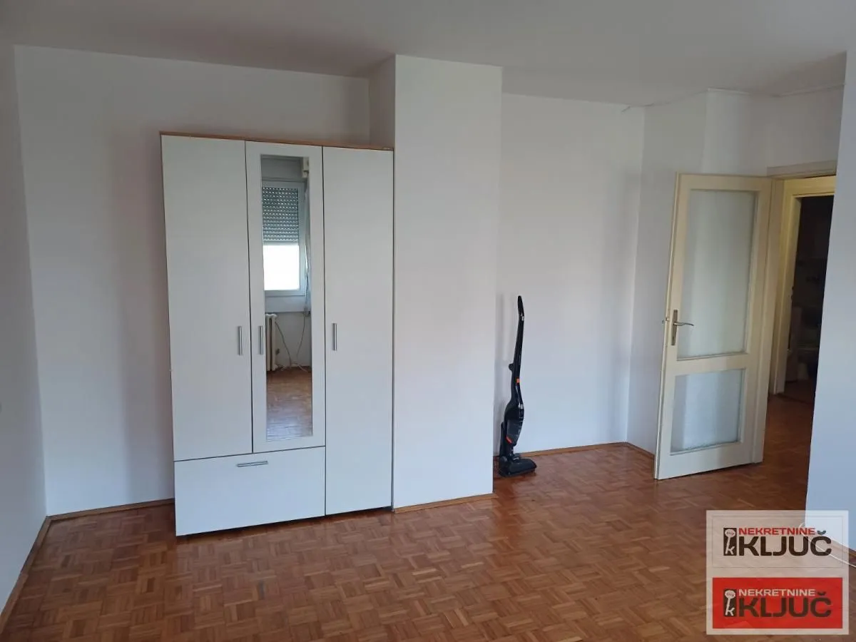 Izdavanje, jednosoban stan, 43m², Liman 3, Novi Sad Sve Podlokacije