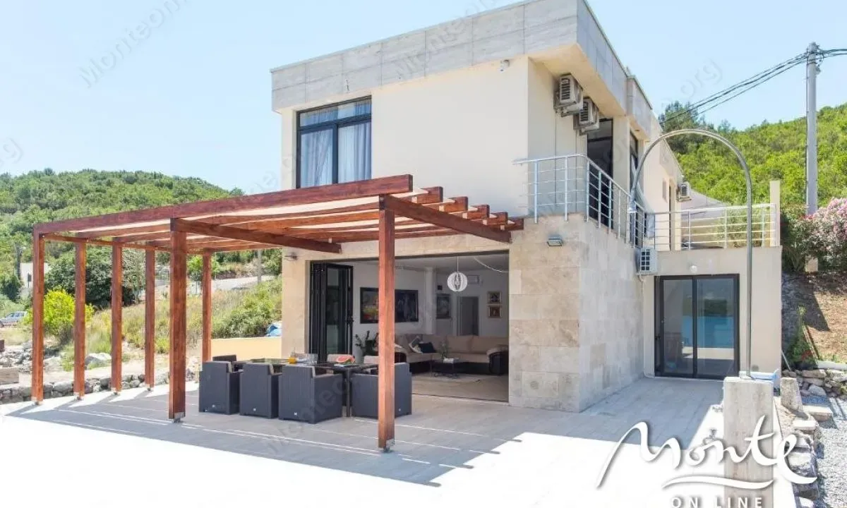 Sale, house, 172m², Krašići, Tivat
