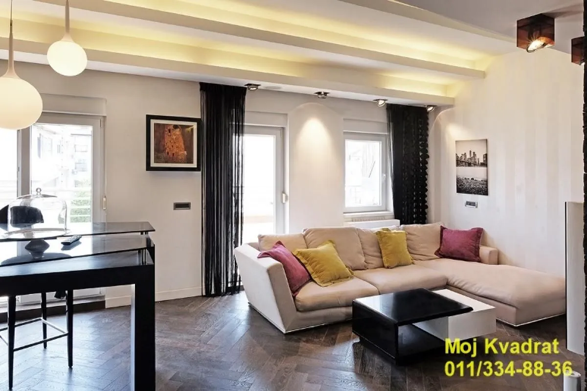 Prodaja, četvorosoban stan, 117m², Đeram Pijaca, Beograd