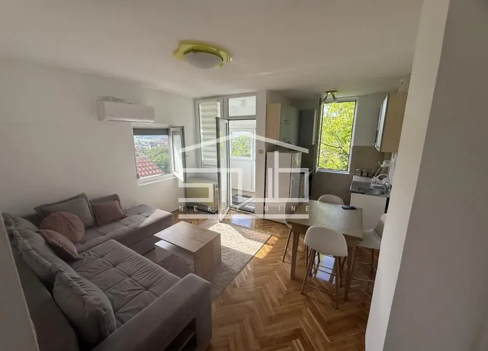 Sale, one bedroom apartment, 37m², Žarkovo, Beograd