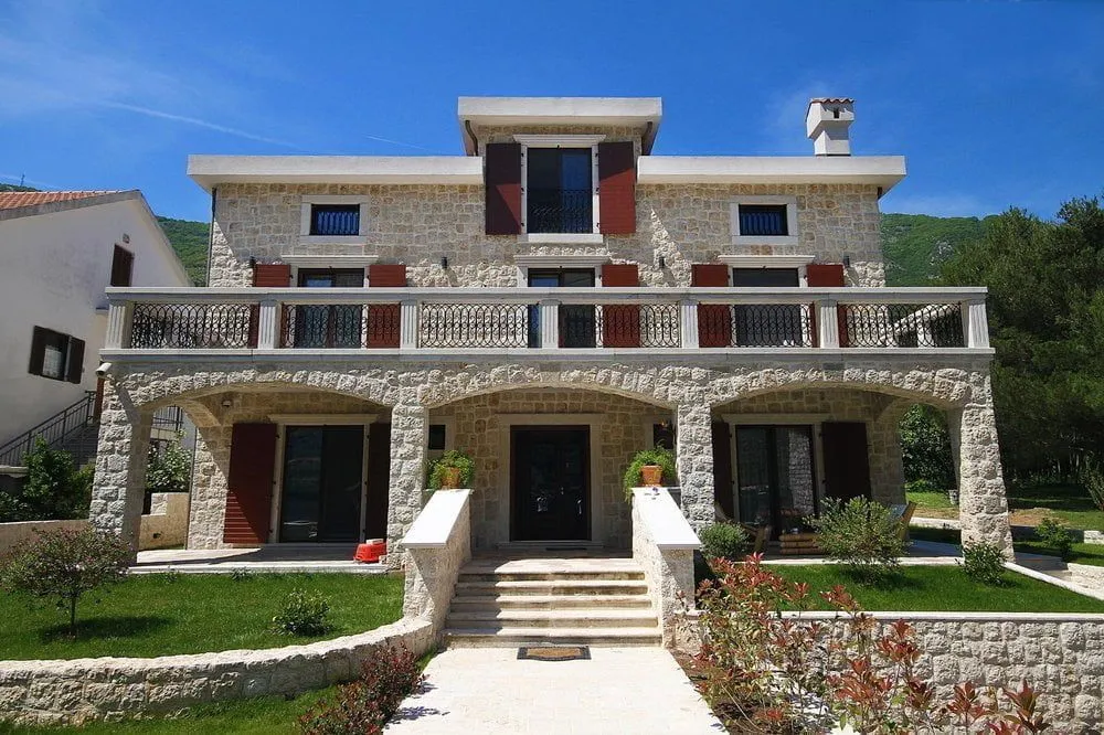Sale, house, 497m², Prčanj, Kotor
